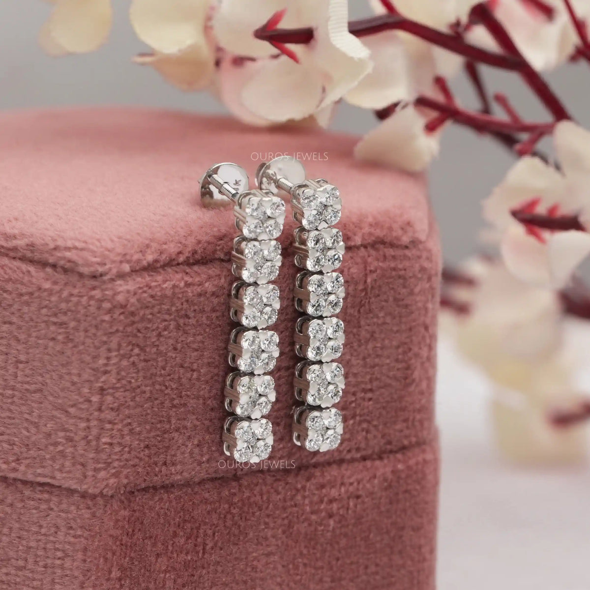 Round Cut Lab Grown Diamond Necklace Set