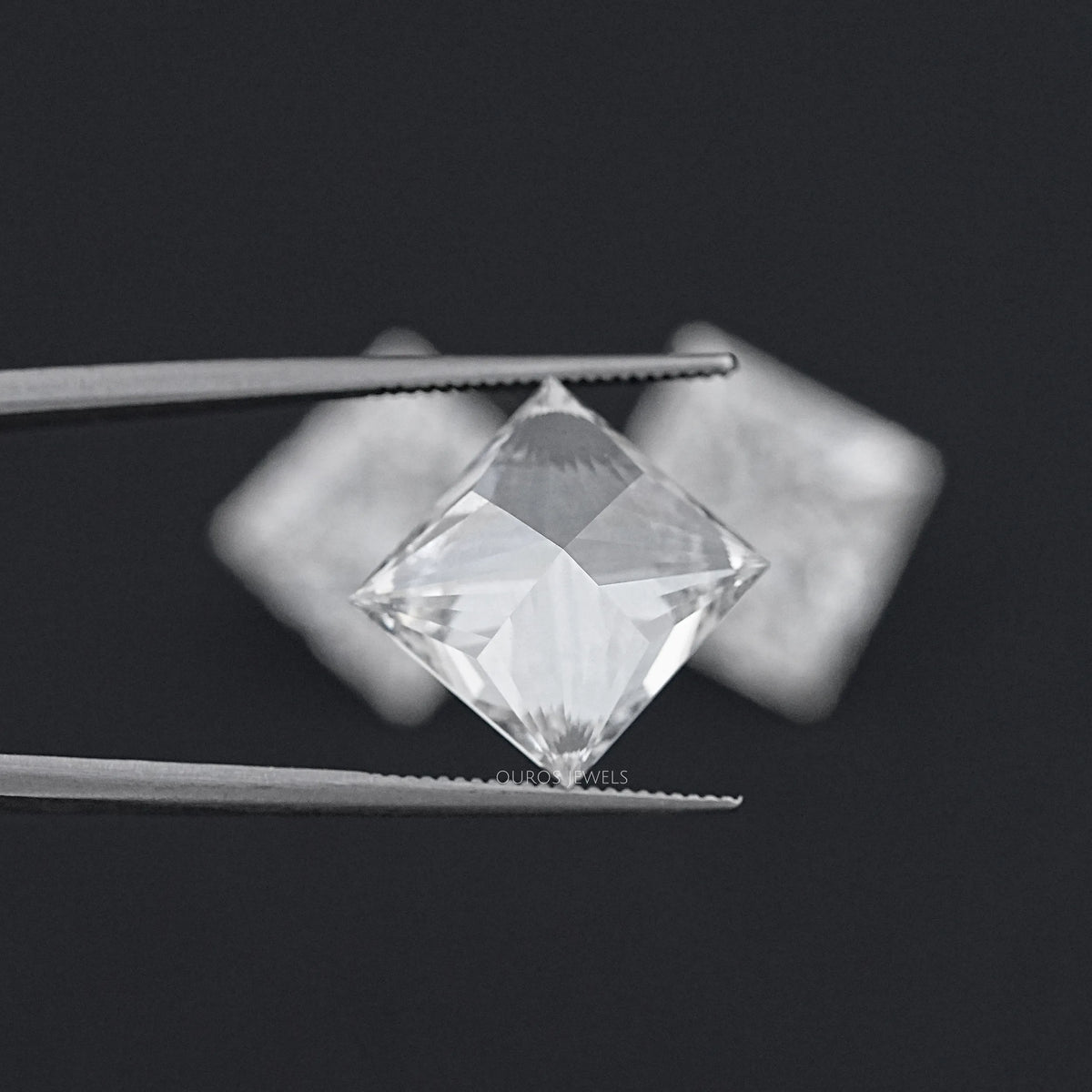 Cerified Princess Cut Lab Grown Diamond