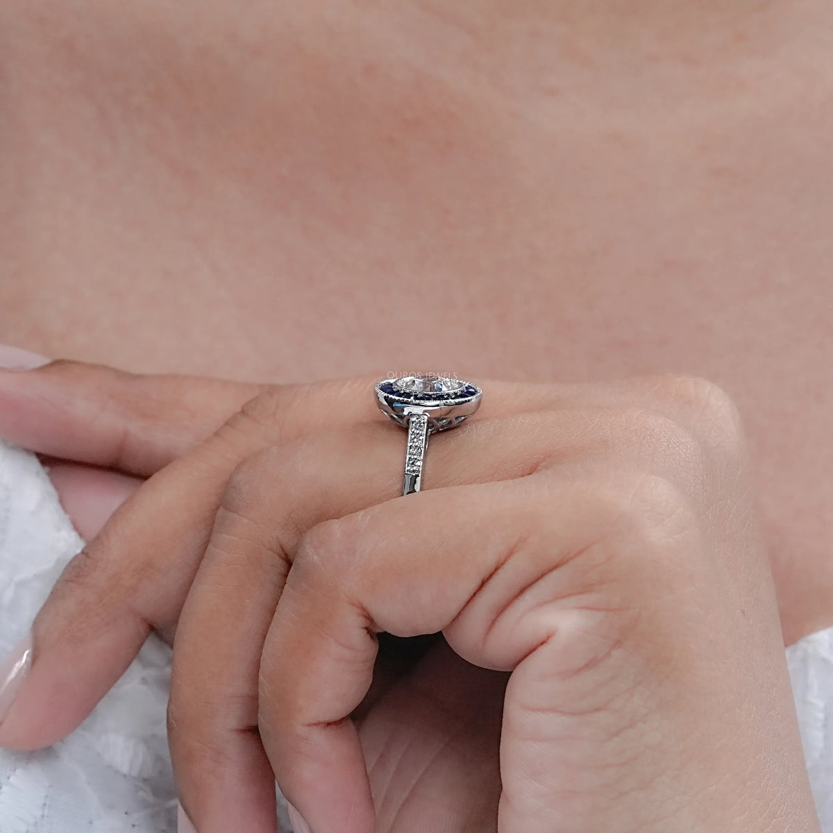 OEC Round Diamond Surround Sapphire Baguette Halo Ring Ring