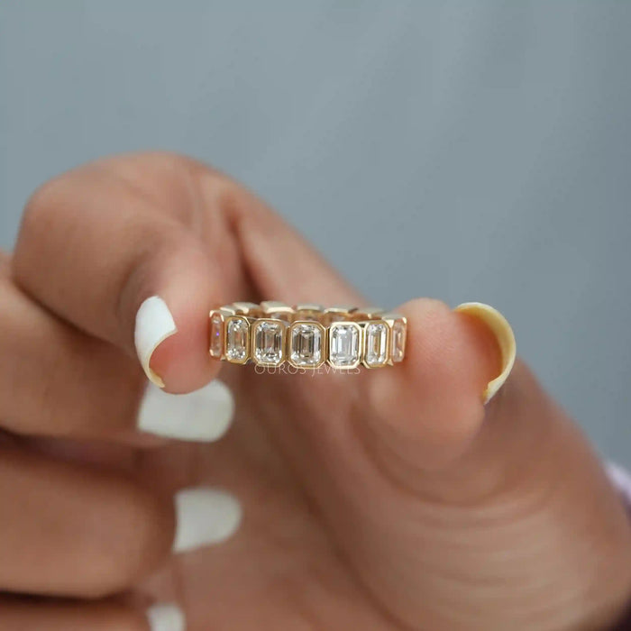 [A Women wearing Emerald Bezel Set Full Eternity Ring]-[Ouros Jewels]