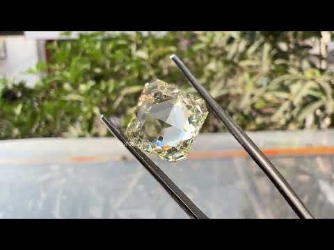 Youtube Video of Square Radiant Cut Loose Lab Grown Diamond 