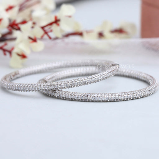 [Elegant Appearance of Micro Pave Round Hoop Earring] [Ouros Jewels]