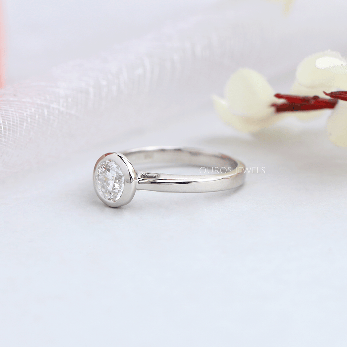 [Old European Round Bezel Set Diamond Ring]-[Ouros Jewels]
