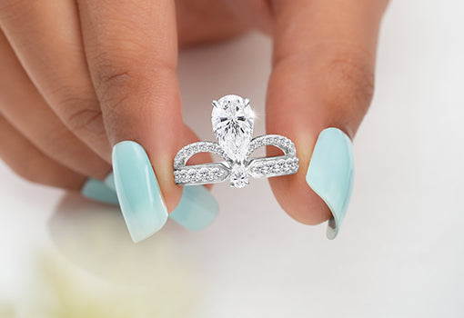 Pear Shaped Engagement Rings: How To Pick The Perfect Teardrop