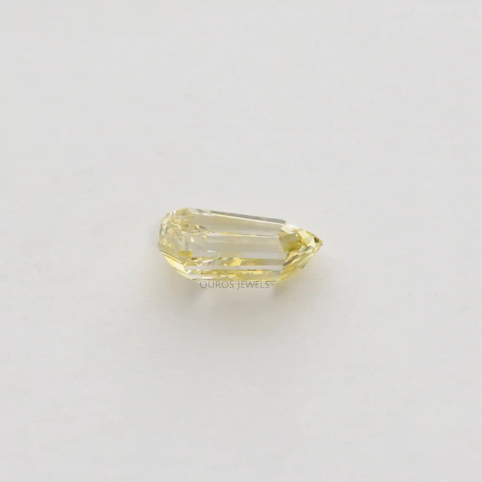 [Arrow Shape Yellow Diamond]-[Ouros Jewels]