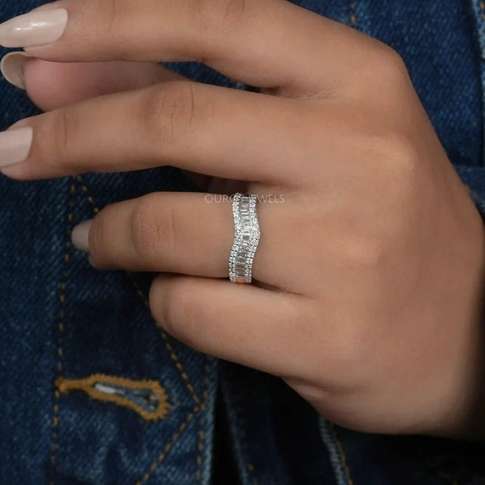 [A Women wearing Round and Baguette Wedding Band]-[Ouros Jewels]
