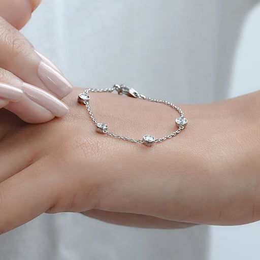 Round Diamond Bezel Set Chain Bracelet Bracelet