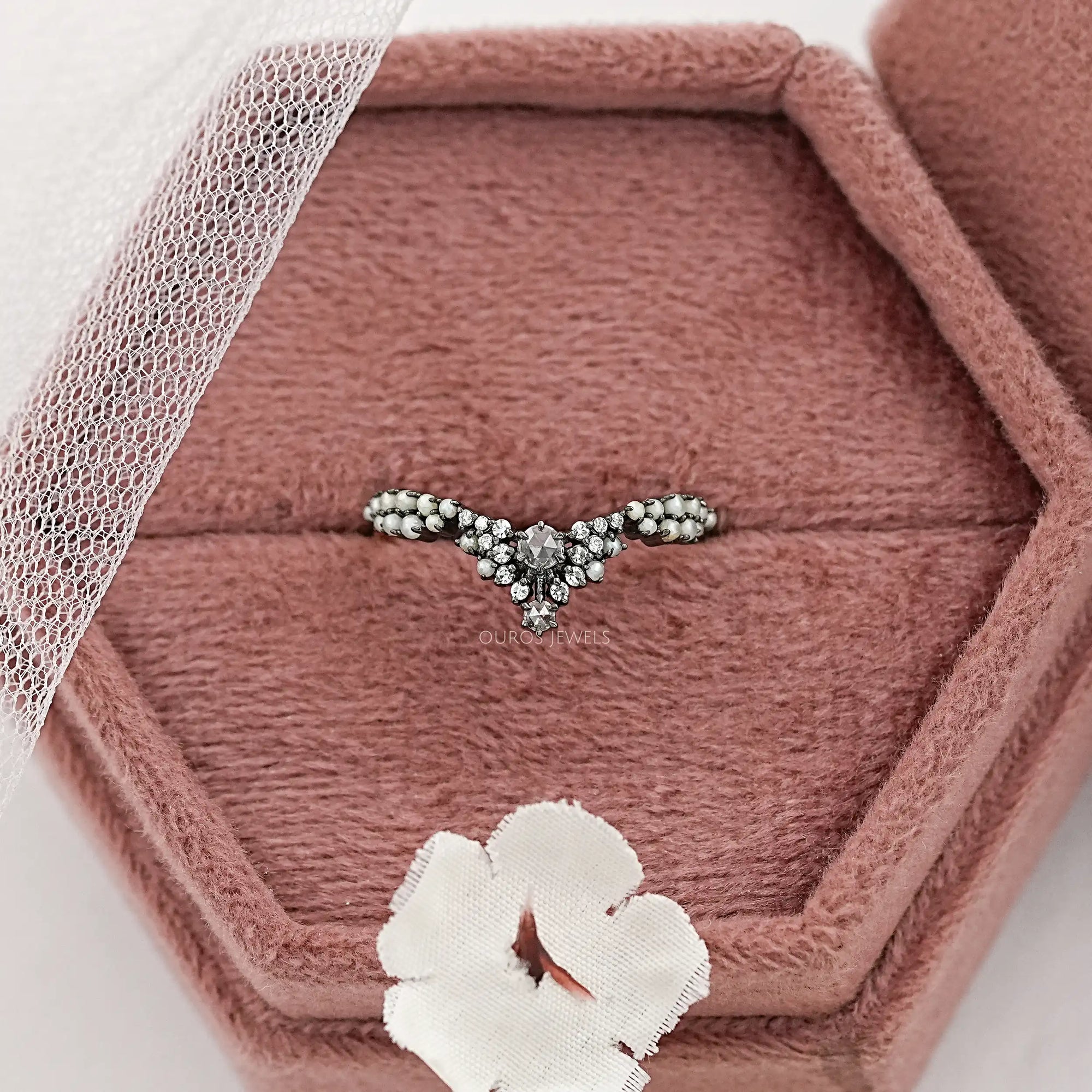 Rose Cut Round Diamond Cluster Curved Ring