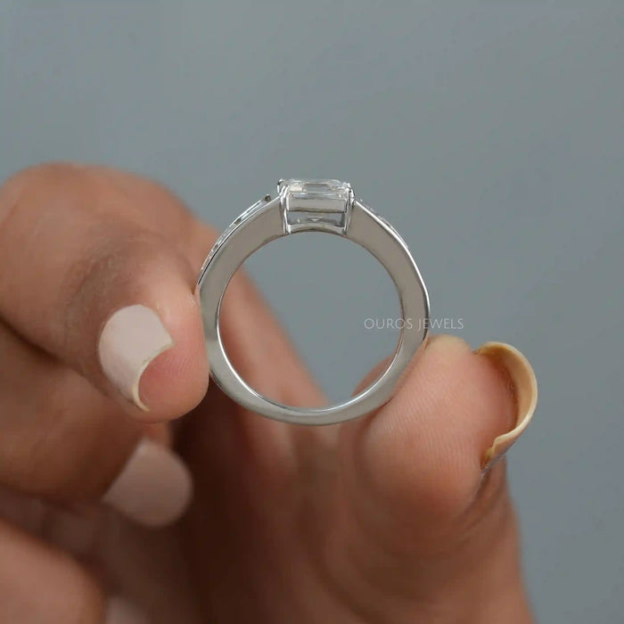 [A Women holding Carre Cut Lab Grown Diamond Ring]-[Ouros Jewels]