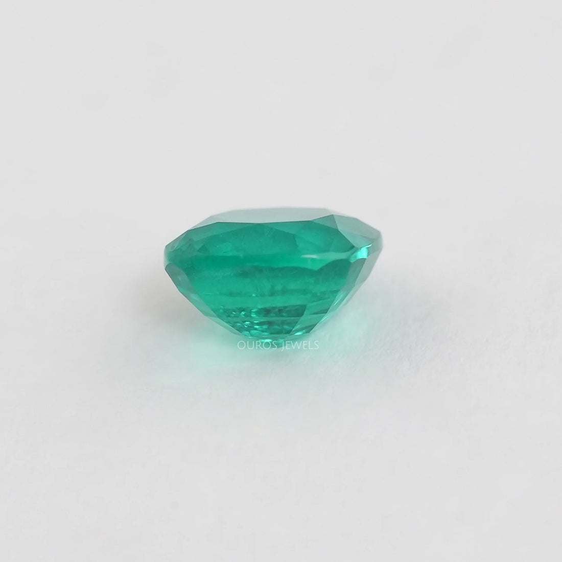 Cushion Shape Colombian Emerald Gemstone Loose
