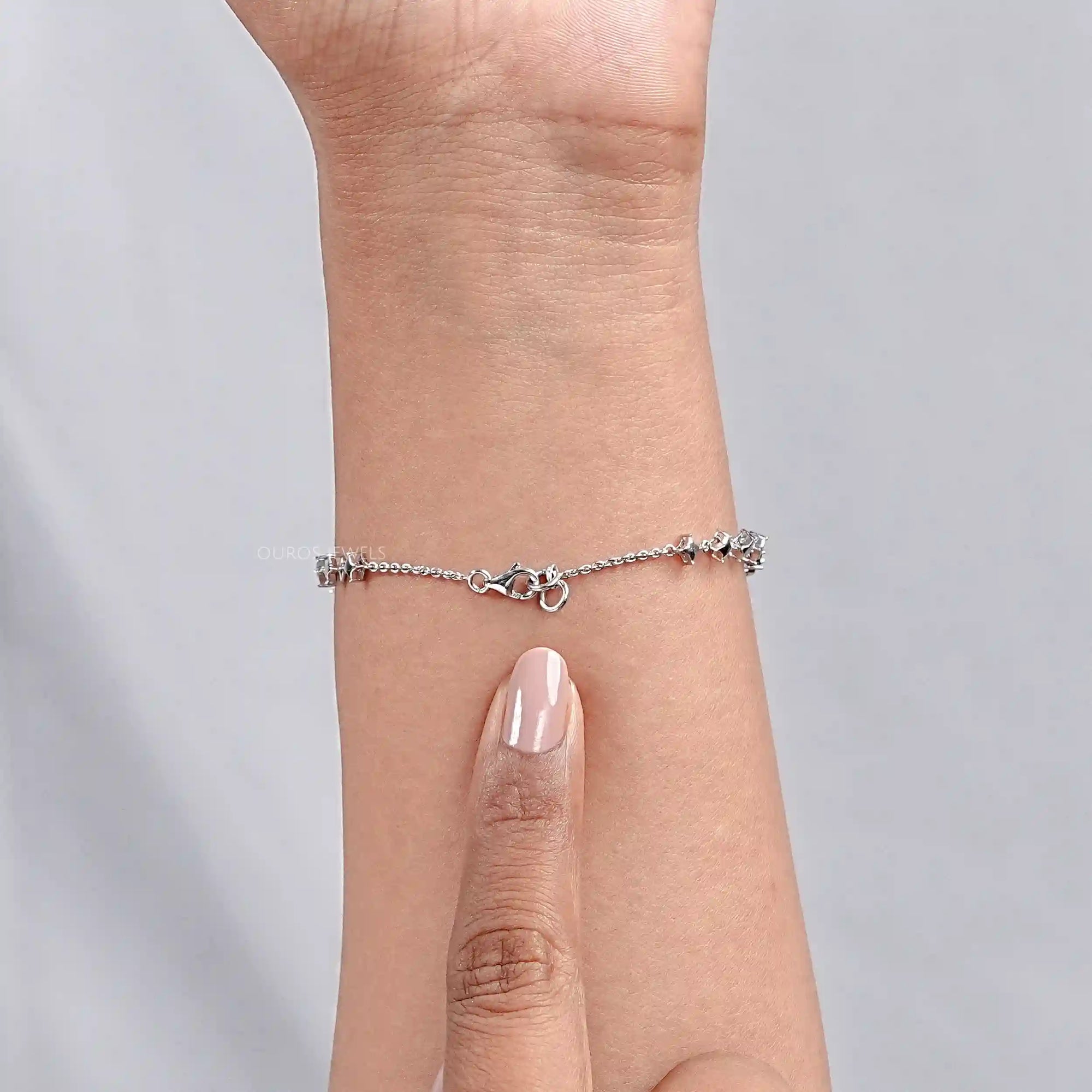 Color Diamond Halo Link Bracelet Bracelet