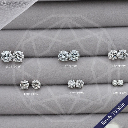 Light Green Round Diamond Stud Earrings