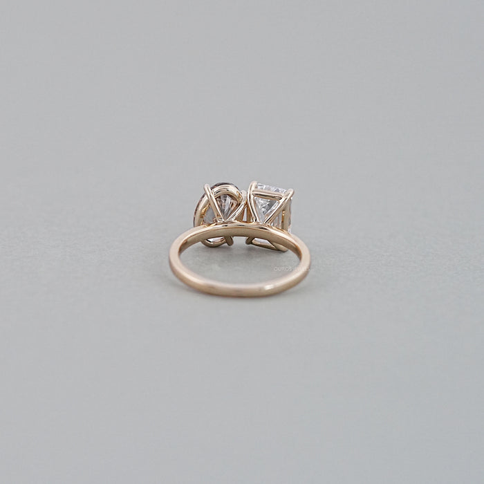 Emerald And Champagne Oval Diamond Toi et Moi Ring Ring