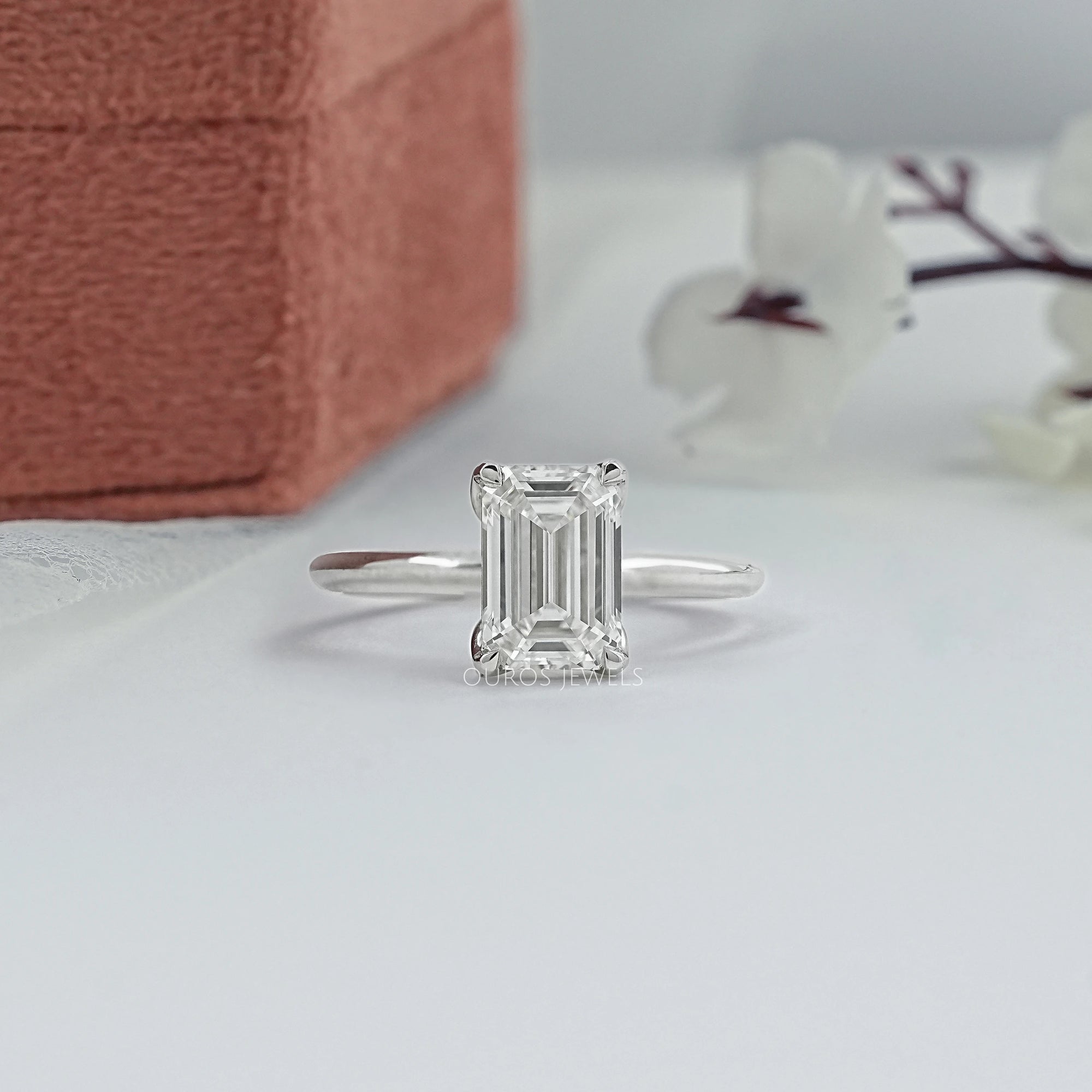 Emerald Cut Tulip Basket Set Engagement Ring Ring