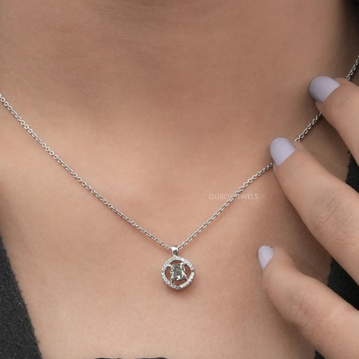 Cushion cut 2025 diamond pendant