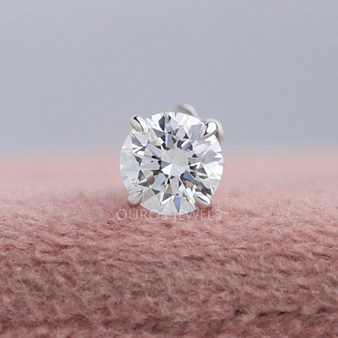 Single Round Lab Grown Diamond Stud Earrings