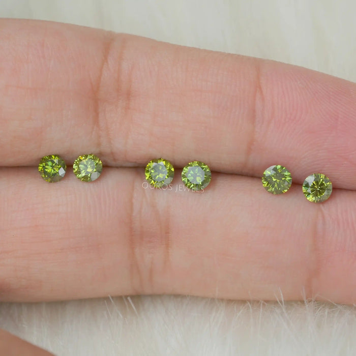 [On Hand View Of Green Round Cut Diamond]-[Ouros Jewels]