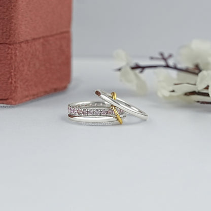 Interlink Round Lab Diamond Band Ring