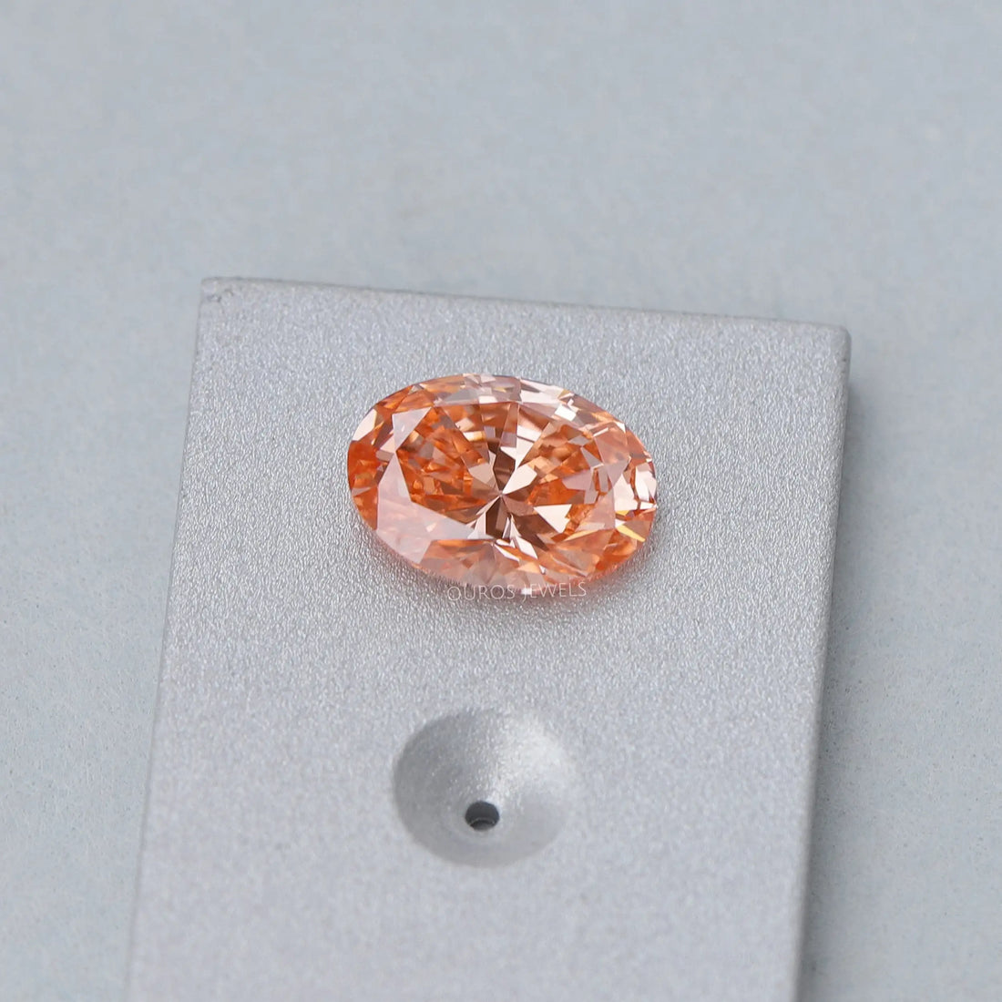 0.82 Carat Fancy Pink Vivid Oval Cut Lab Grown Diamond Loose