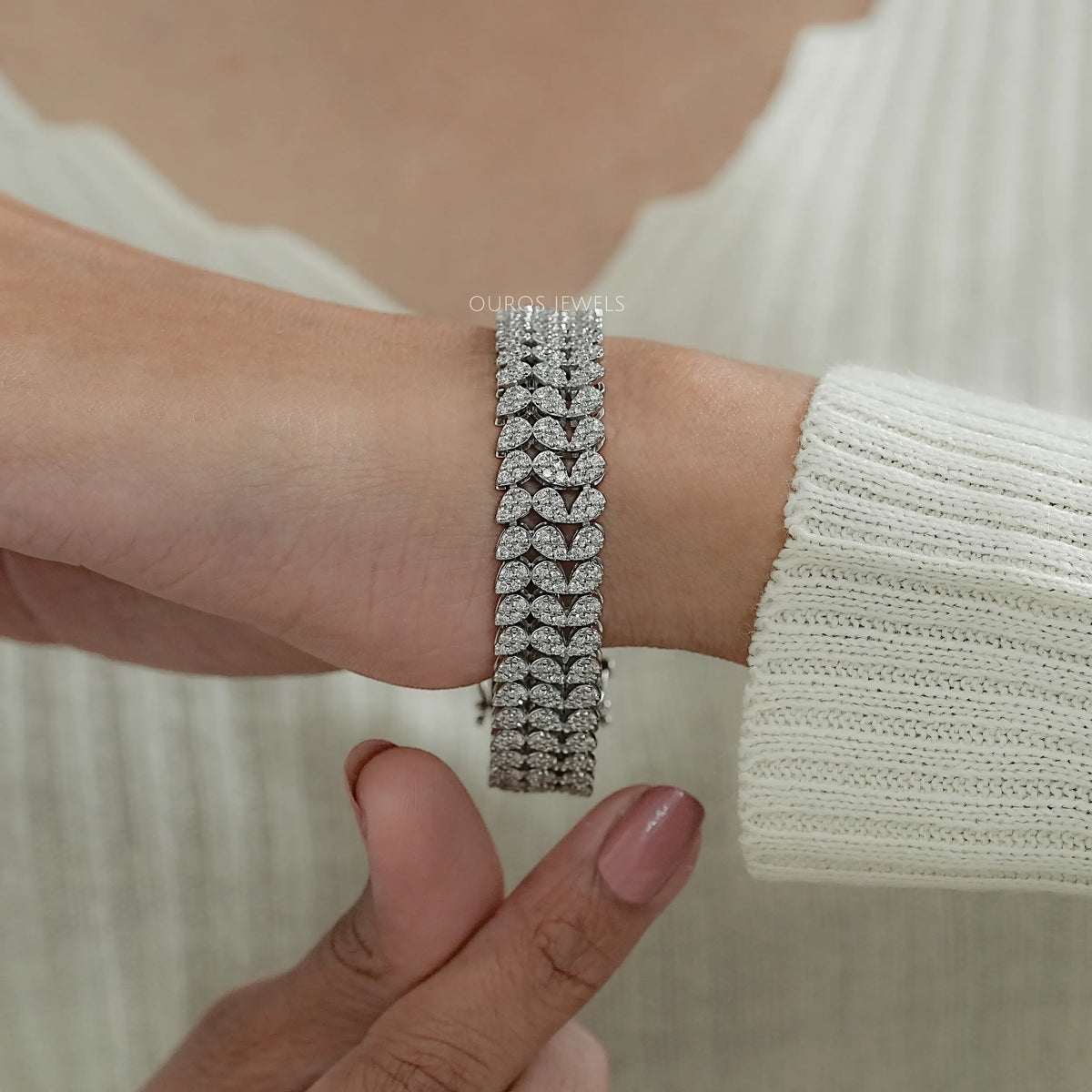 Cluster Diamond Wide Bracelet Bracelet