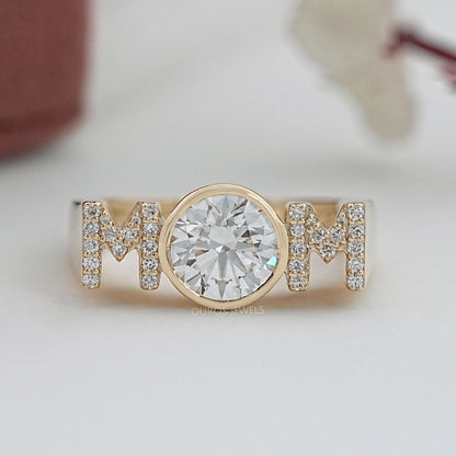 MOM Initial Letter Round Diamond Customized Ring Rings