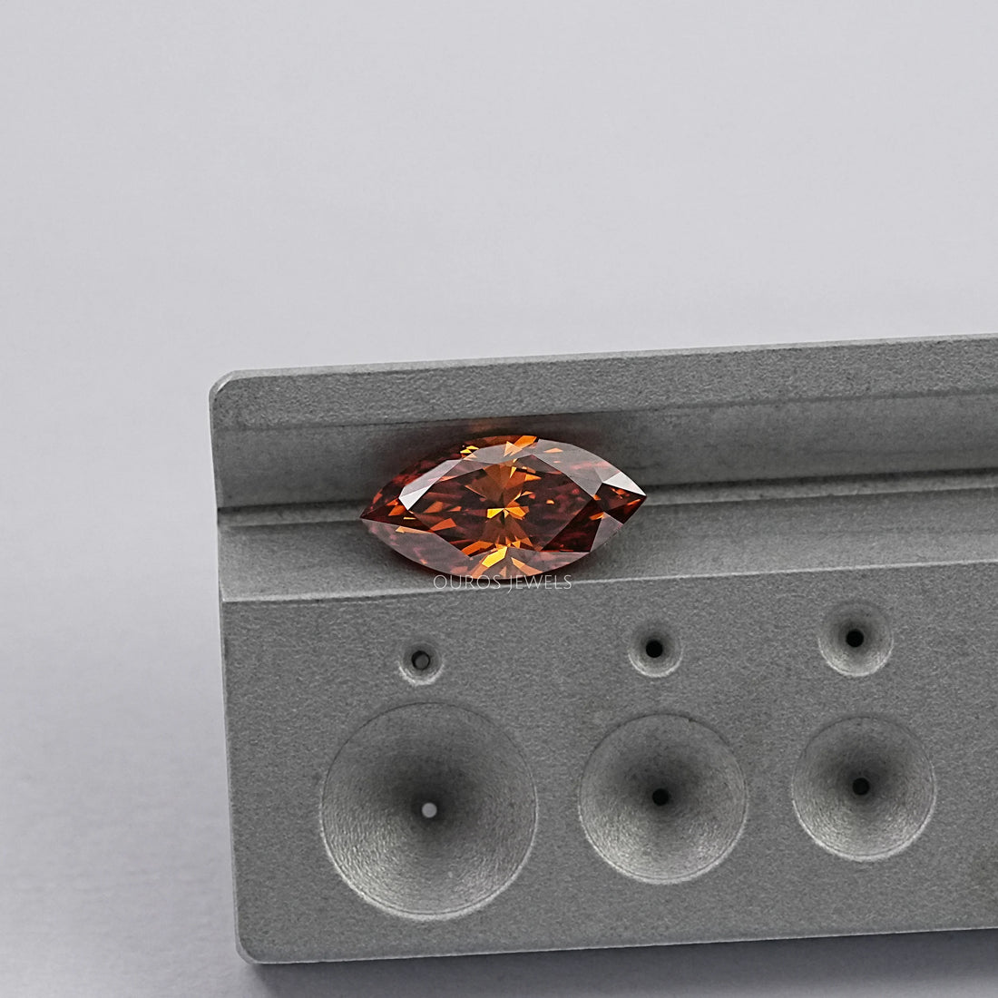 2.80 Carat Champagne Marquise Diamond Loose Loose