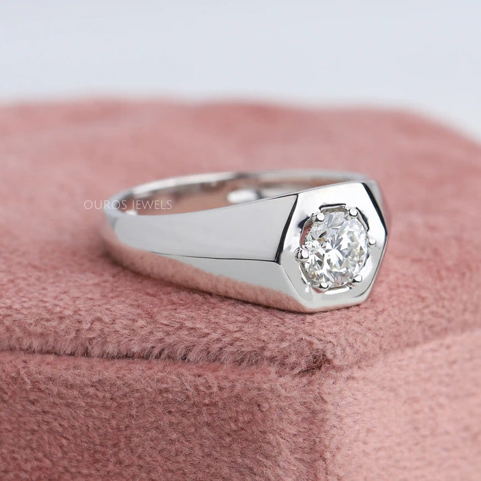 Men's Round Cut Lab Diamond Solitaire Ring