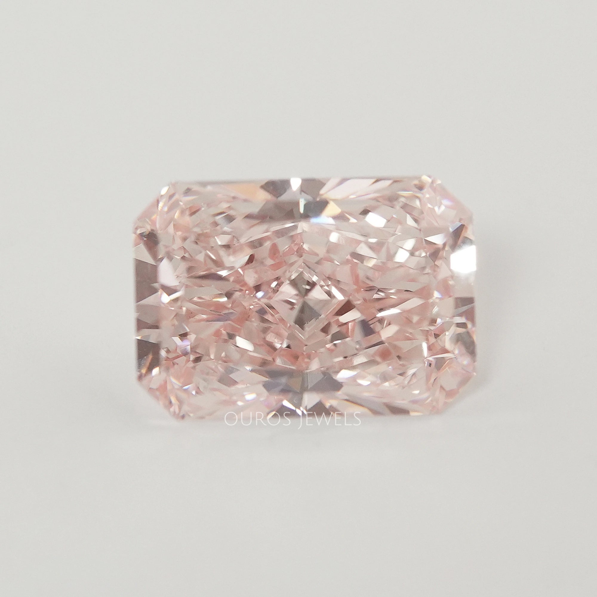 Fancy Vivid Pink Radiant Shape Lab Diamond