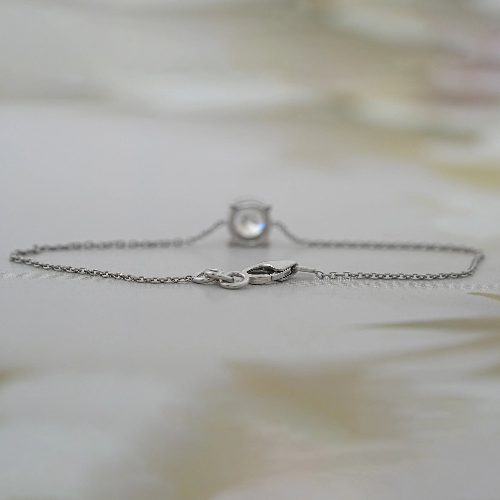 Old European Round Diamond Solitaire Bracelet
