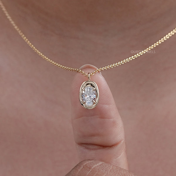 Oval Lab Diamond Molten Heirloom Pendant
