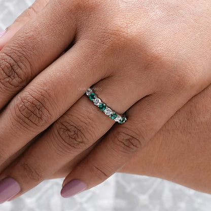 Emerald Gemstone And Round Diamond Wedding Band Rings