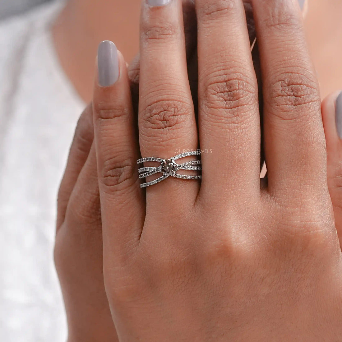 Brown Round Diamond Crossover Wedding Ring Ring