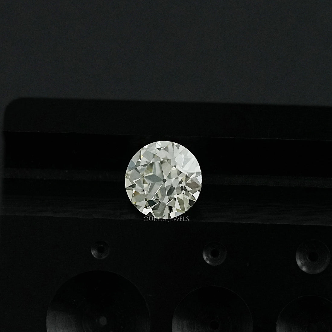 Lab Grown Traditional Old European Round Cut Loose Loose