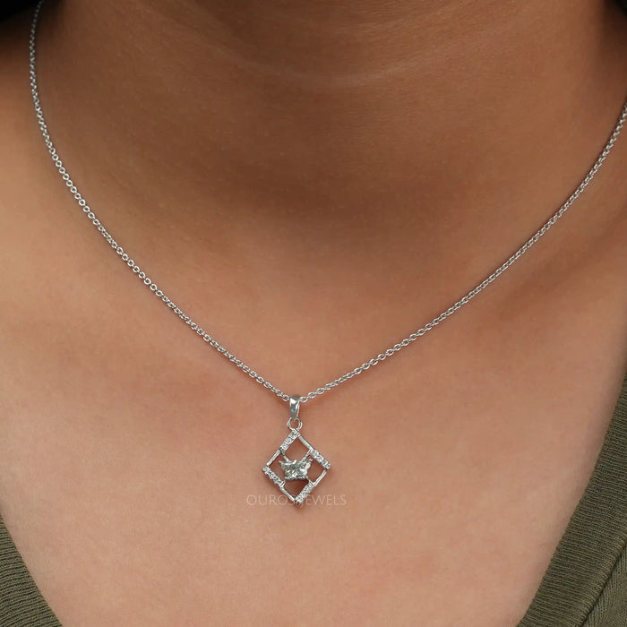 [A Women wearing Olive Diamond Pendant]-[Ouros Jewels]