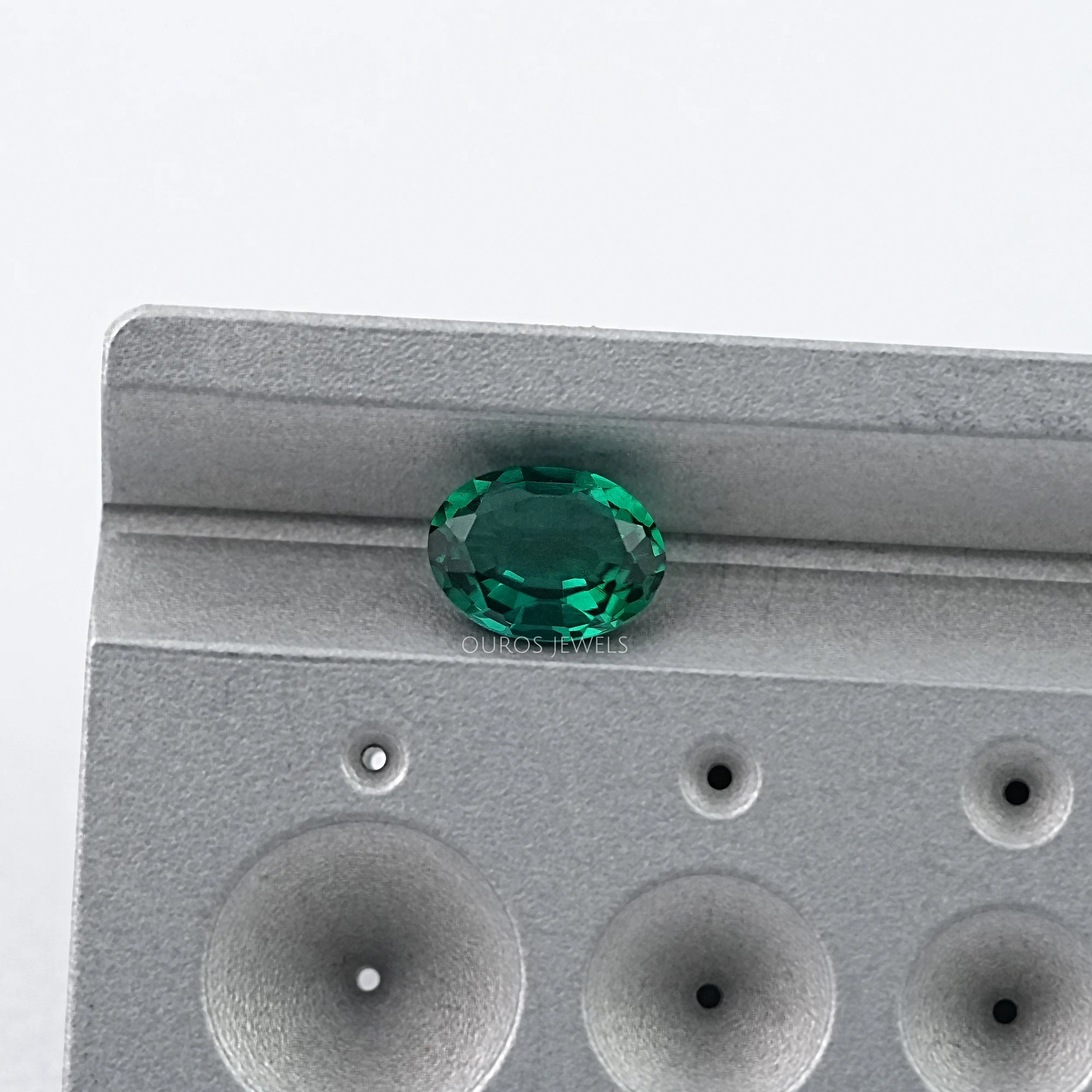 Green Oval Zambian Emerald Gemstone Loose