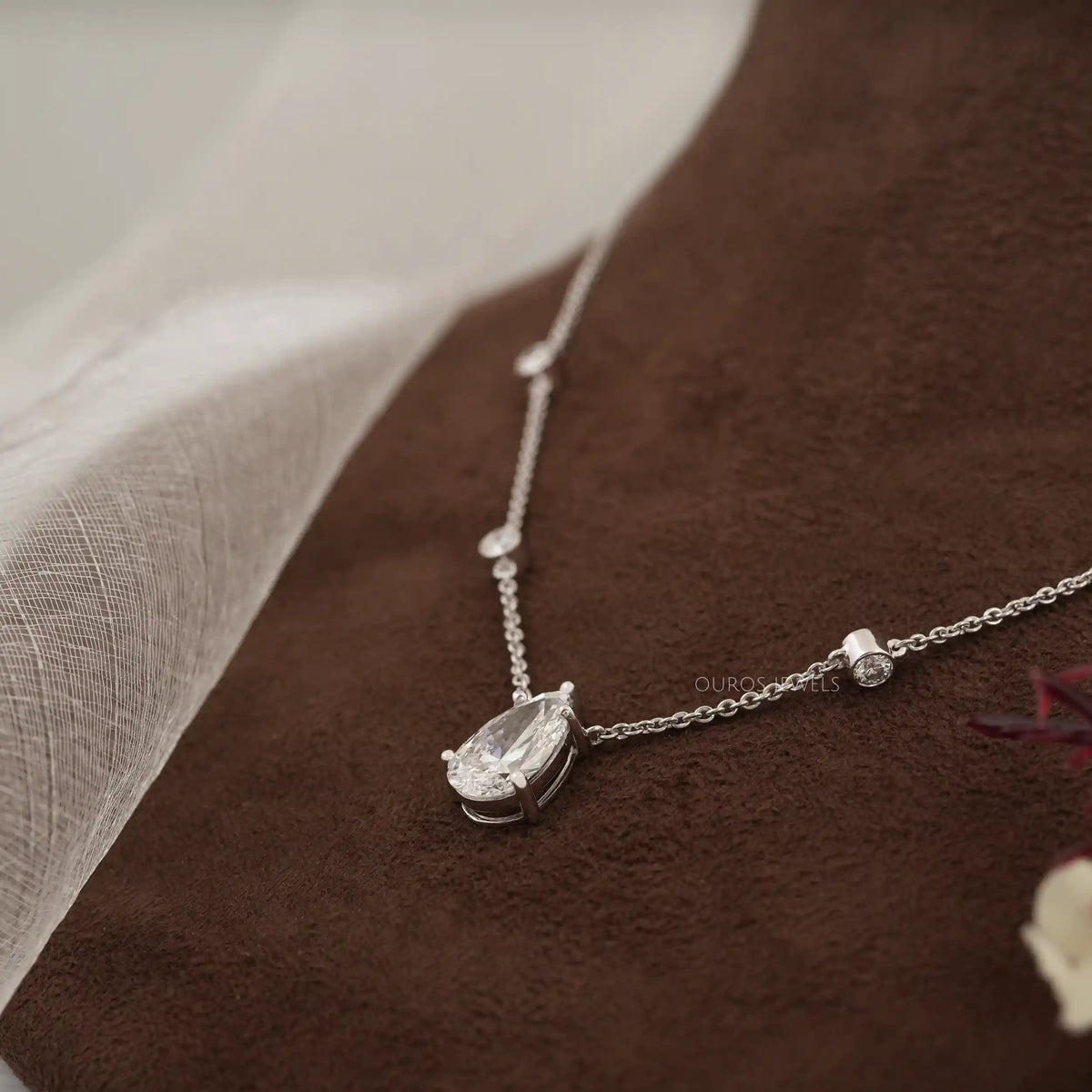 Chain Diamond Pear Pendant Necklaces