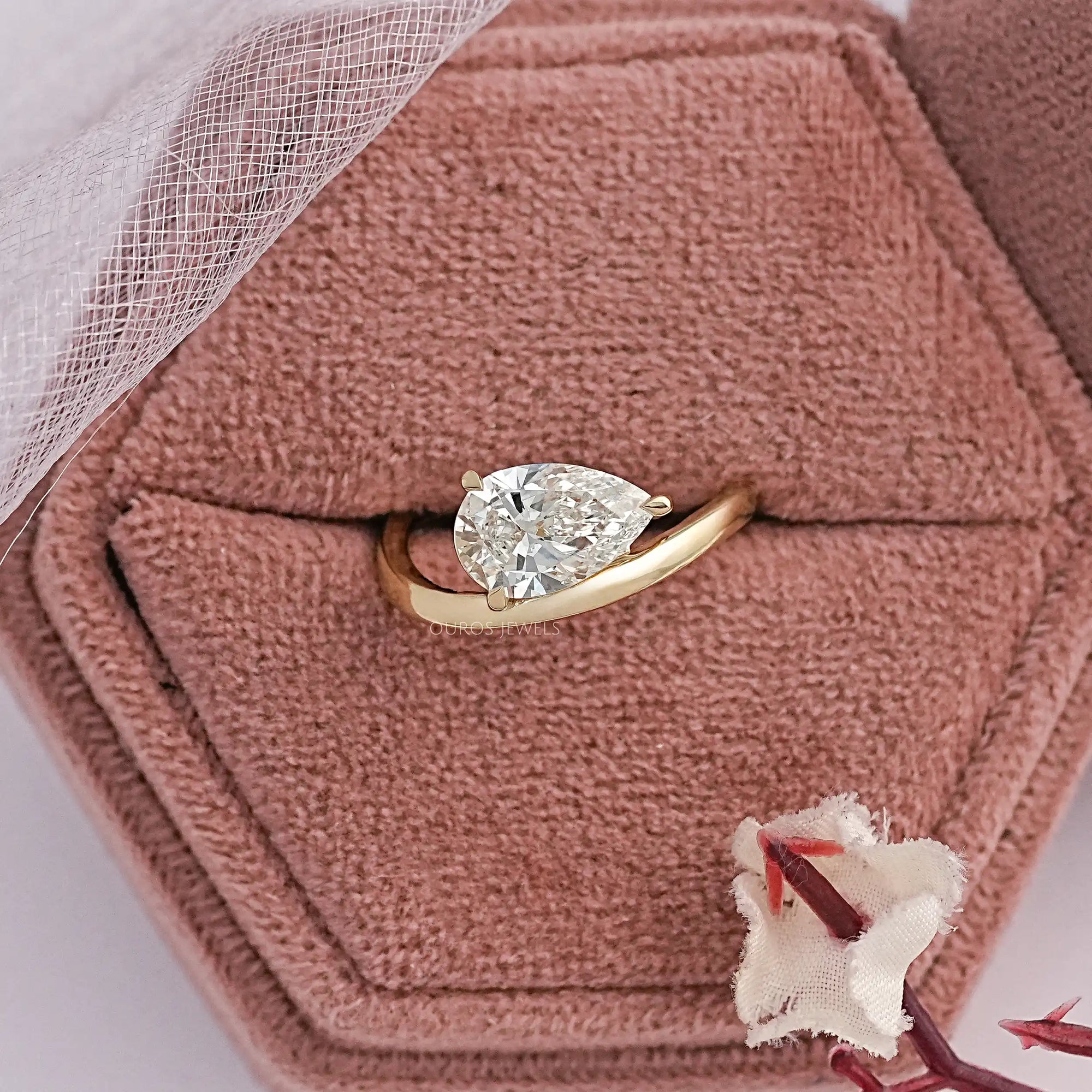 Pear Diamond Curved Solitaire Engagement Ring Ring