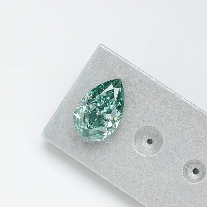 [Brilliant Shine Of Fancy Green Pear Cut Lab Grown Diamond]-[Ouros Jewels]