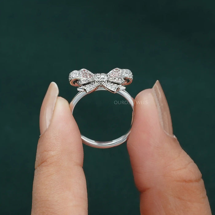 [A Women Holding Pink Round Diamond Ring]-[Ouros Jewels]