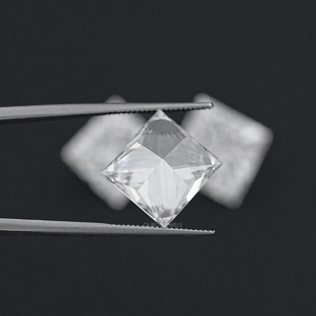 Cerified Princess Cut Lab Grown Diamond