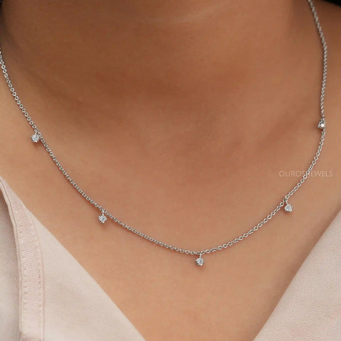 [A Women wearing Princess Cut Diamodn Necklace in Station Style]-[Ouros Jewels]