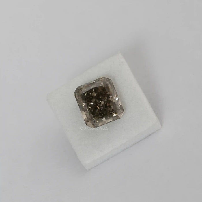 Square Olive Radiant Cut Lab Grown Diamond