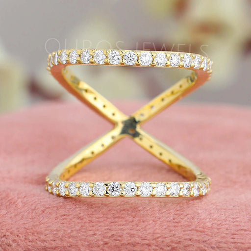 Criss Cross Style Round Cut Diamond Ring