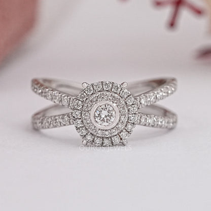 Round Diamond Crossover Ring Rings