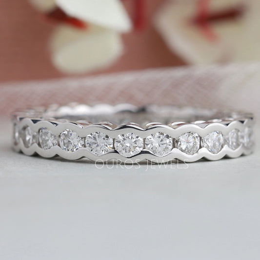 Round Shape Lab Diamond Half Bezel Set Band