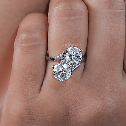 Round Lab Diamond Toi Et Moi Anniversary Ring