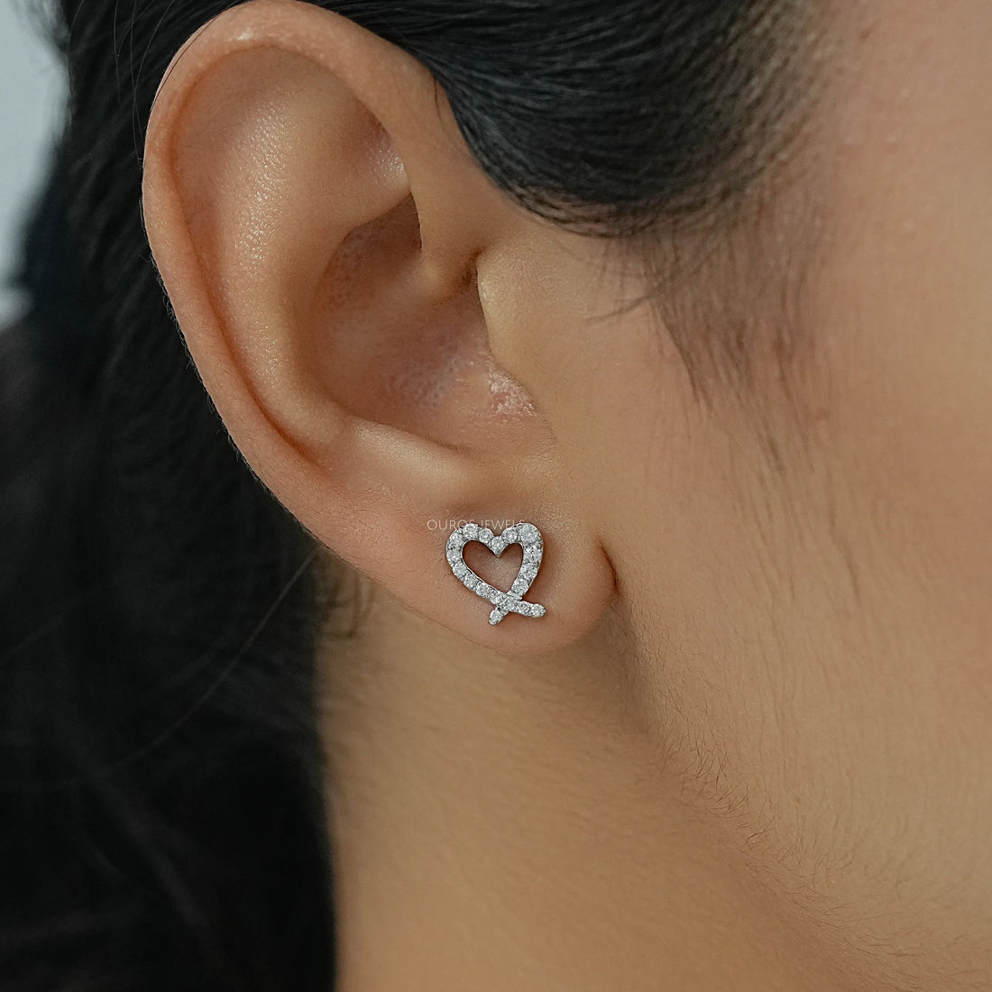 Open Heart Shape Round Diamond Stud Earrings Earrings