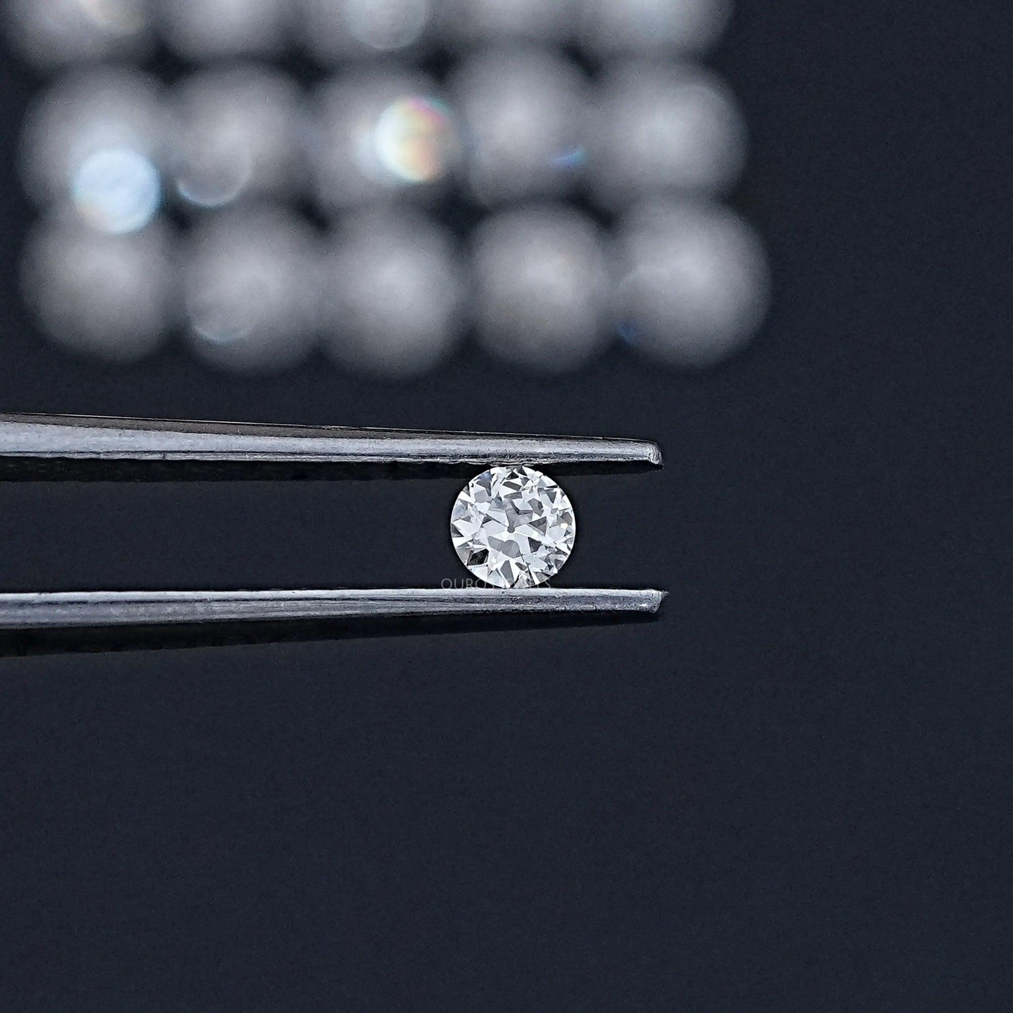 Traditional OEC Round Cut Diamond