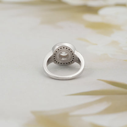 Old European Round Cut Split Shank Ring Ring