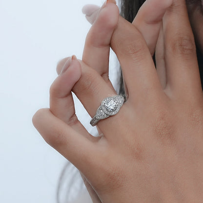 Amber Heard Round Cut Lab Diamond Wedding Ring